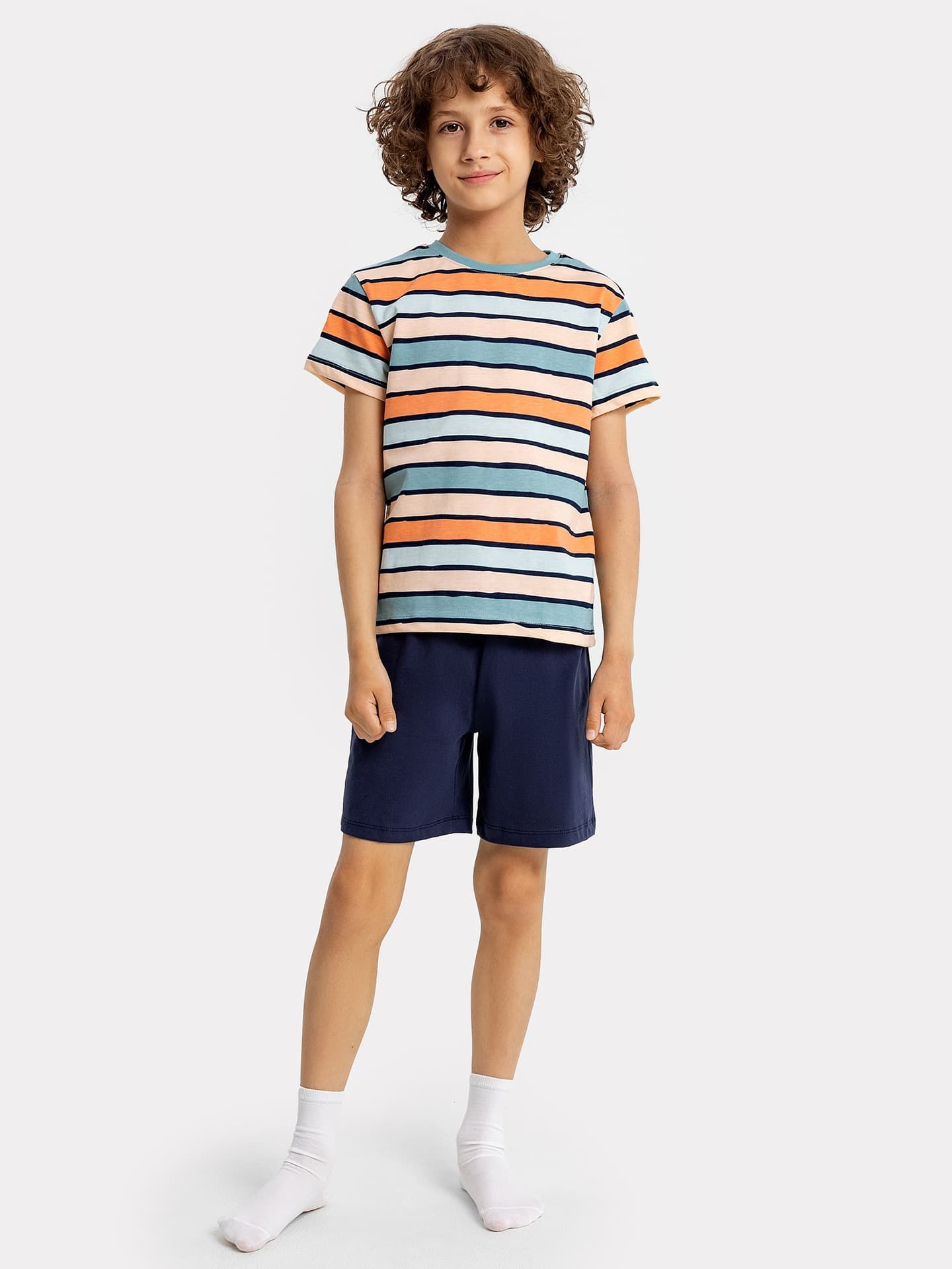 Комплект для мальчиков (футболка в цветную полоску, синие шорты)