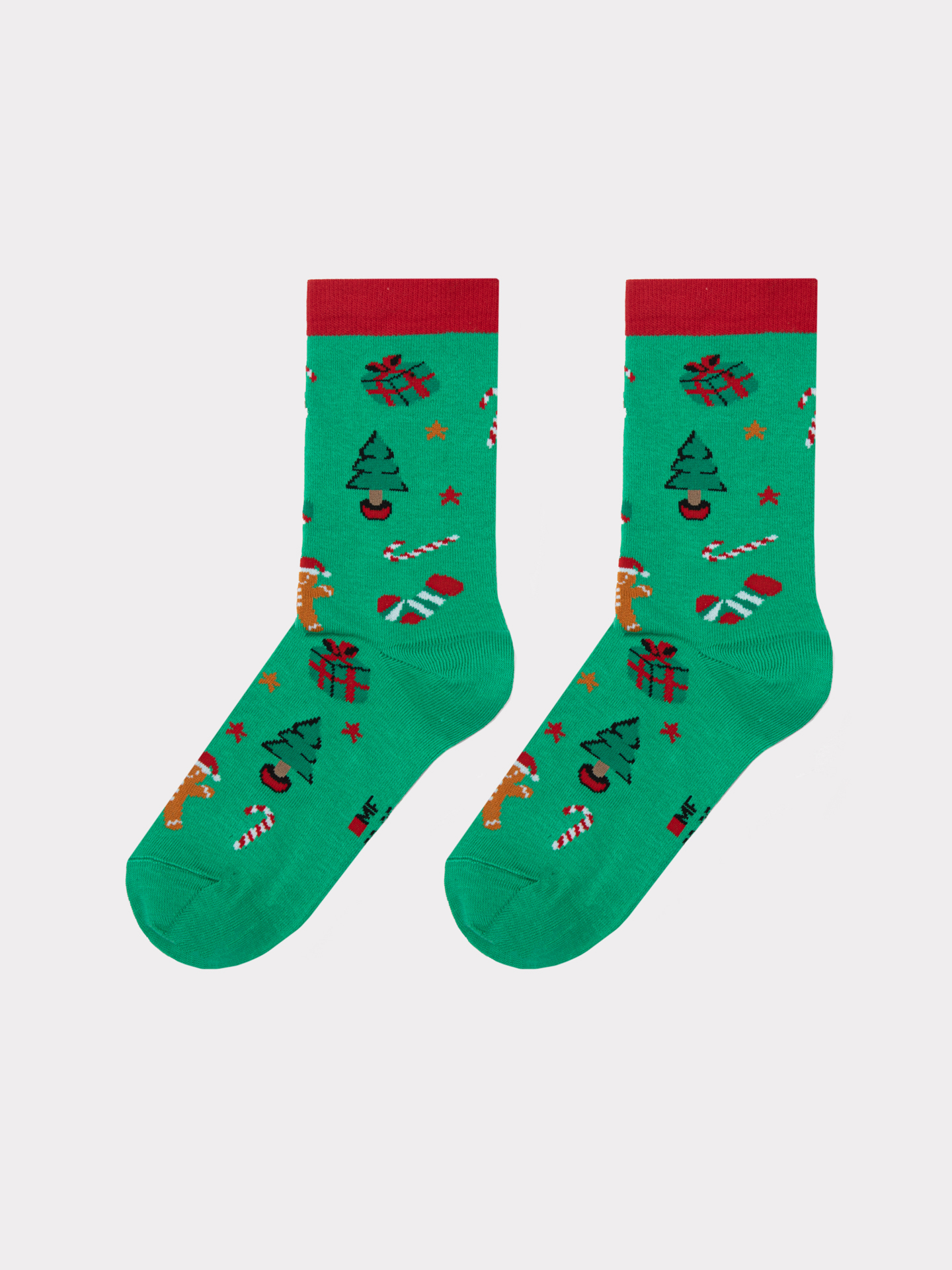 Высокие носки унисекс зеленого цвета с новогодними рисунками
