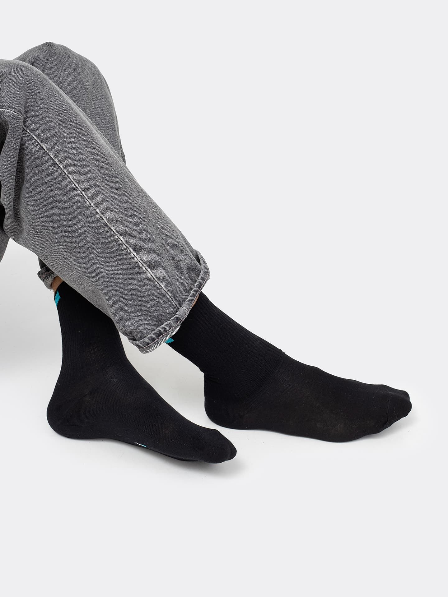 Высокие мужские носки черного цвета с бирюзовым прямоугольником