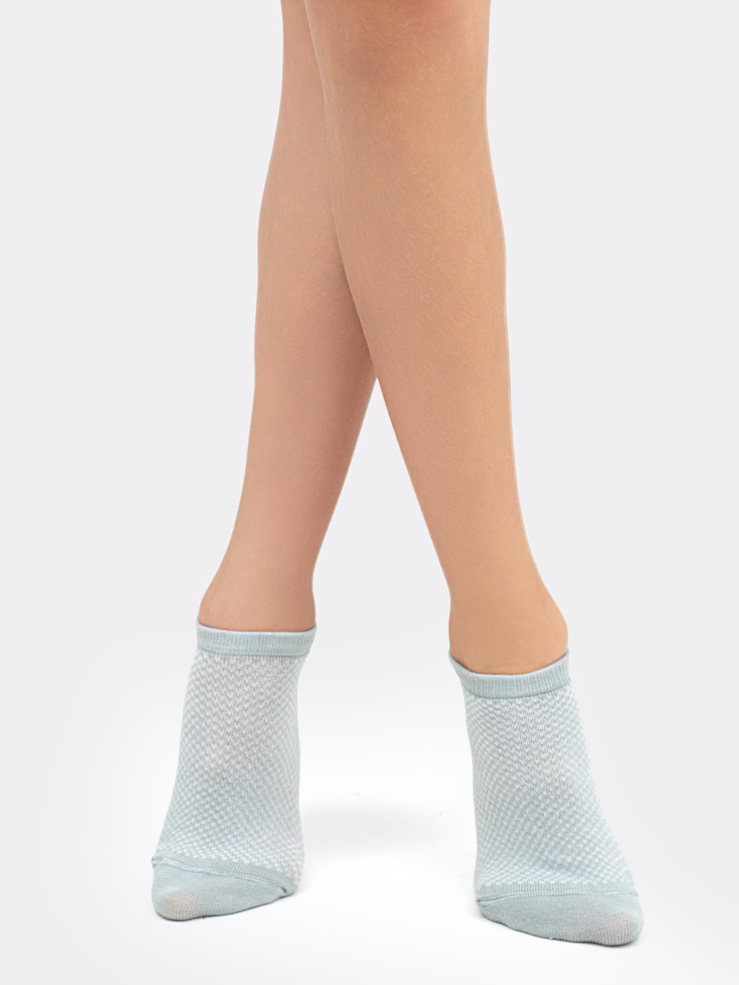 Короткие детские носки светло-оливкового цвета с сеткой
