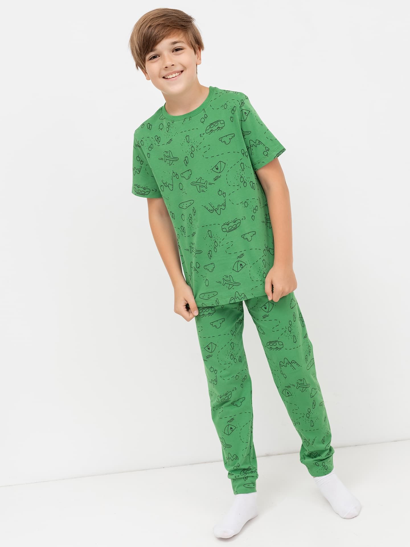 Хлопковый комплект для мальчиков (футболка и брюки) зеленого с рисунком цвета