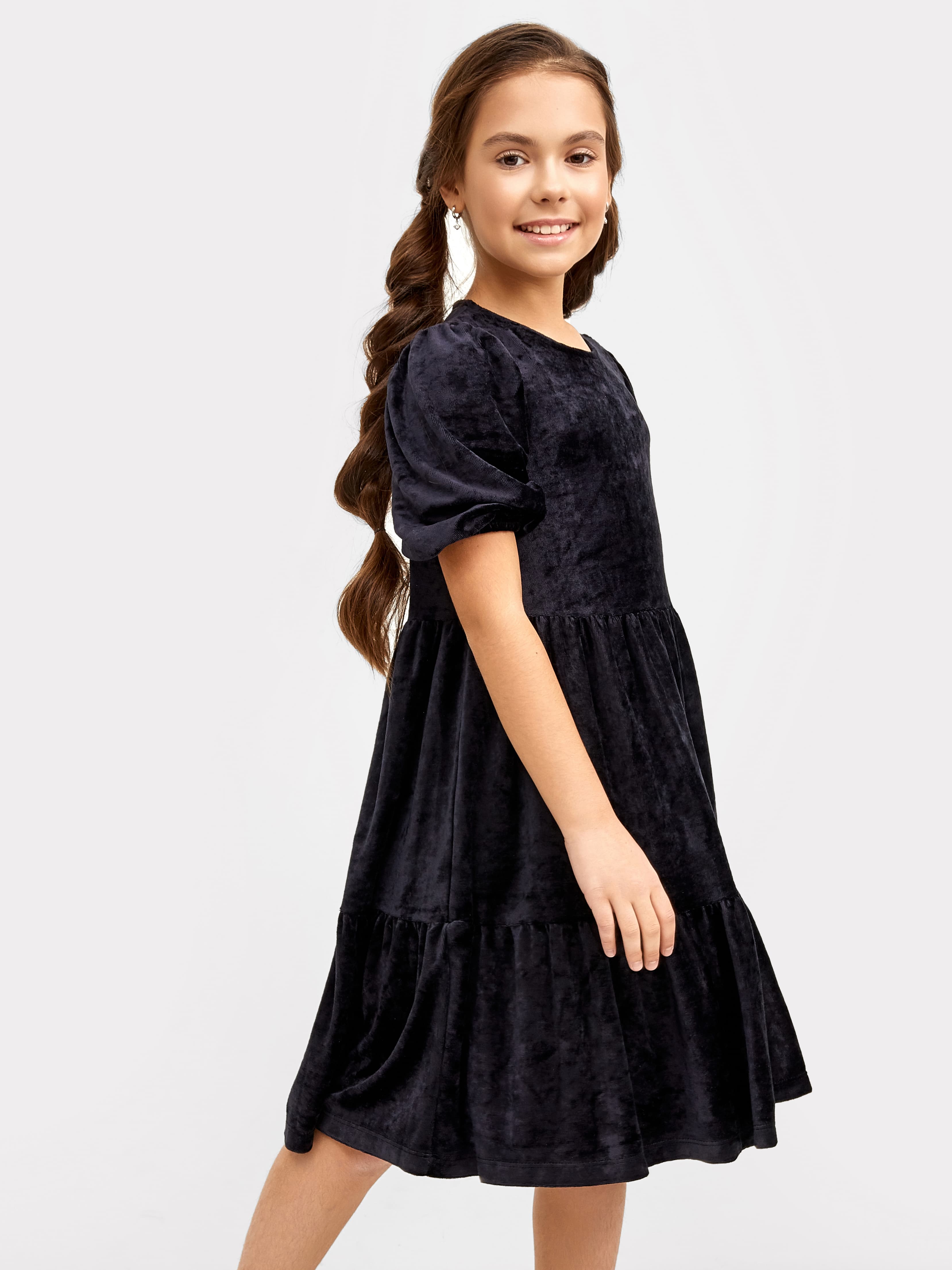 Нарядное велюровое платье черного цвета для девочек