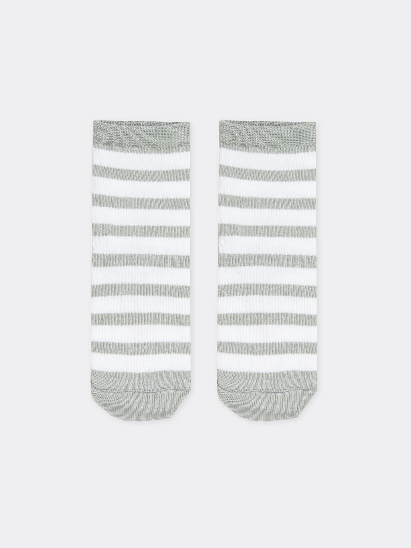Высокие детские носки в серо-белую полоску