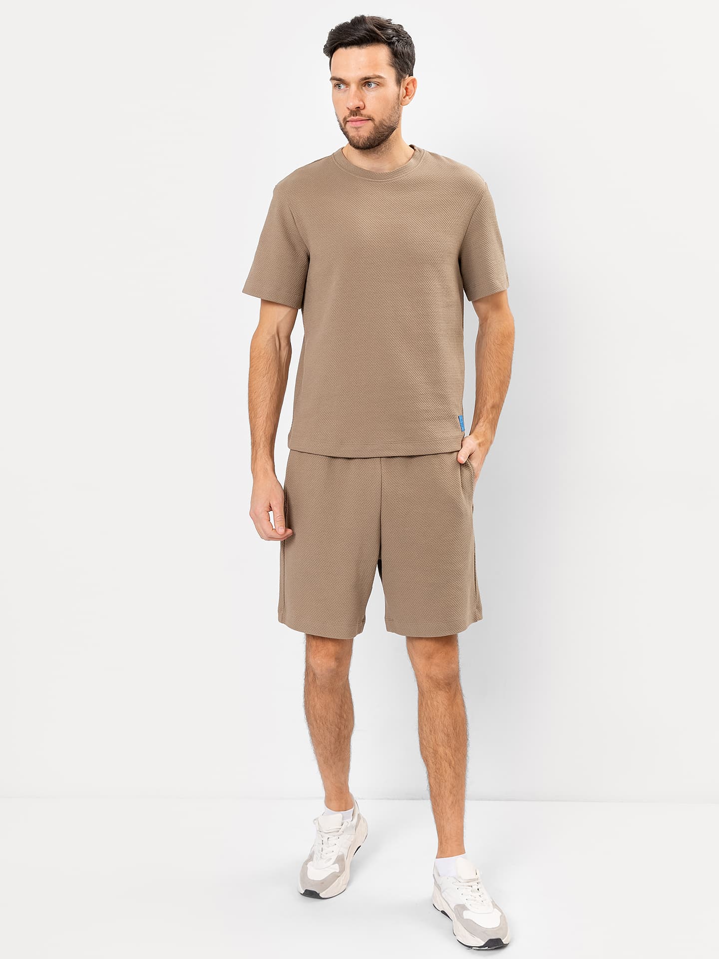 Комплект хлопковый мужской (футболка, шорты) коричневый